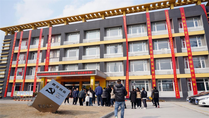 凝聚嘉彰，共創(chuàng)輝煌 | 甜啦啦龍年首屆飲品推介會(huì)成功召開(kāi)